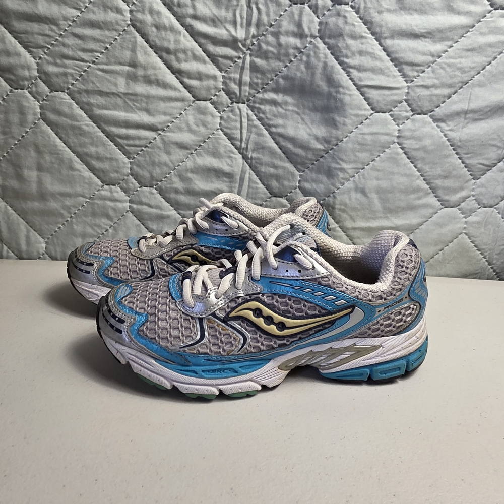 Saucony Ride 5 ProGrid Womens Running Jogging Shoes 
Size 7.5